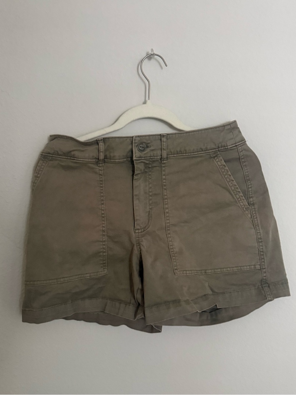 Universal Threads Olive Green Mid Rise Utility Shorts